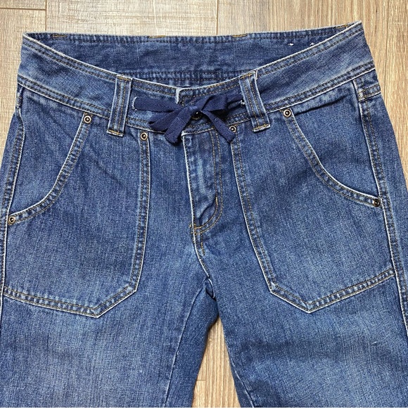 Magellan Sportswear cropped denim jeans, size 2 - Picture 2 of 11